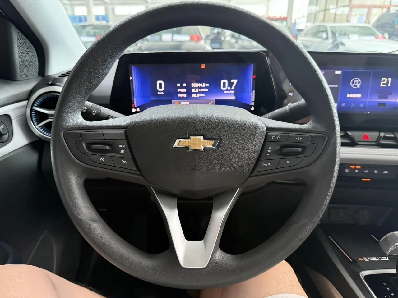 Chevrolet 2023 Cruze 1.5 WOW Premium Edition Automatic Gear 11