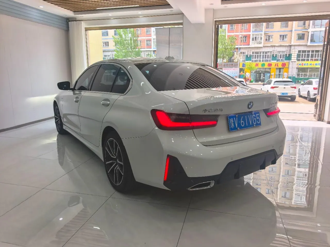BMW 3 Series 2023 320Li 2.0T M Sports Suit Automatic Gear 6