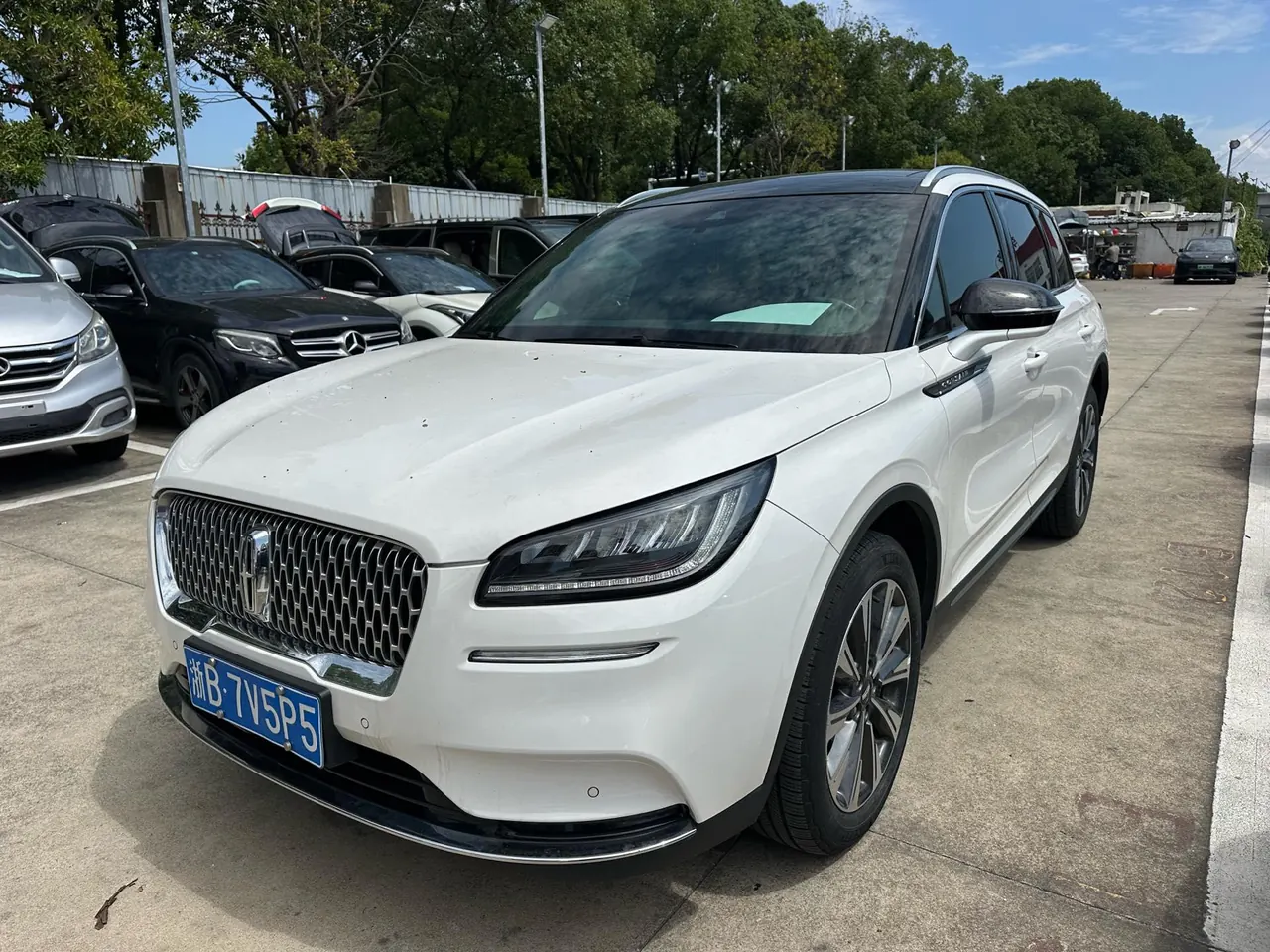 打开图片灯箱:Lincoln 2022 Adventurer 2.0T Two-Drive Zunyue Edition (Revised) Automatic Gear