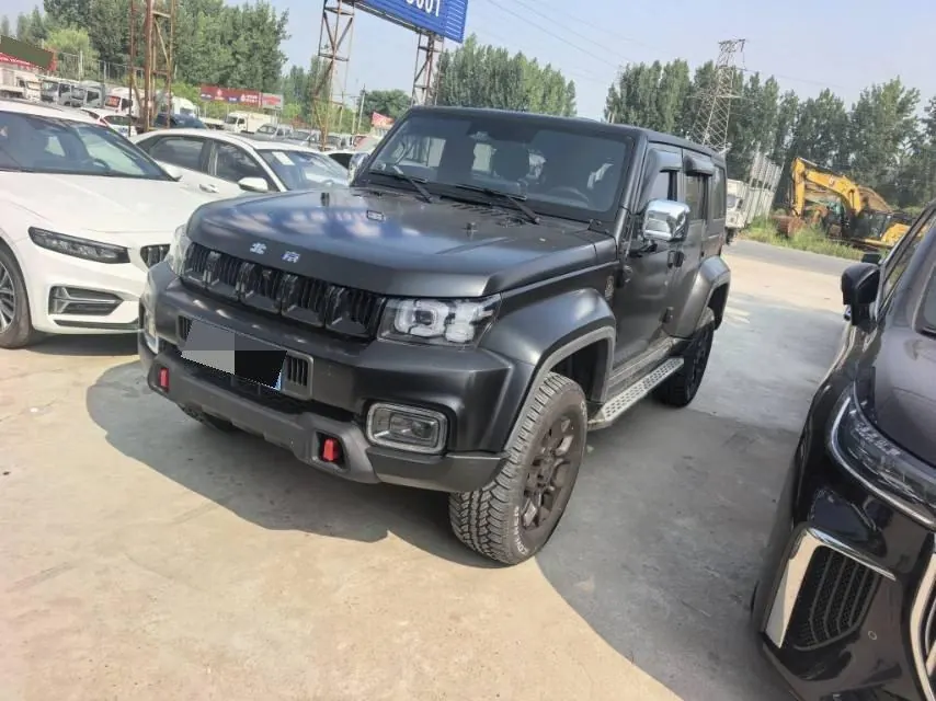 Beijing 2023 BJ40 2.0D Four-wheel Drive Blade Hero Edition Chivalrous Automatic Gear - View 1