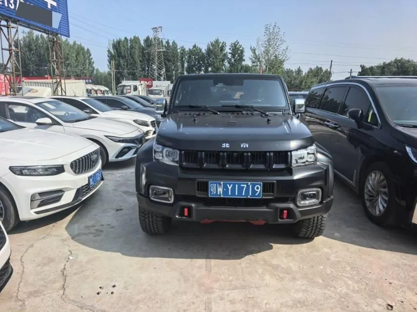 Beijing 2023 BJ40 2.0D Four-wheel Drive Blade Hero Edition Chivalrous Automatic Gear 3