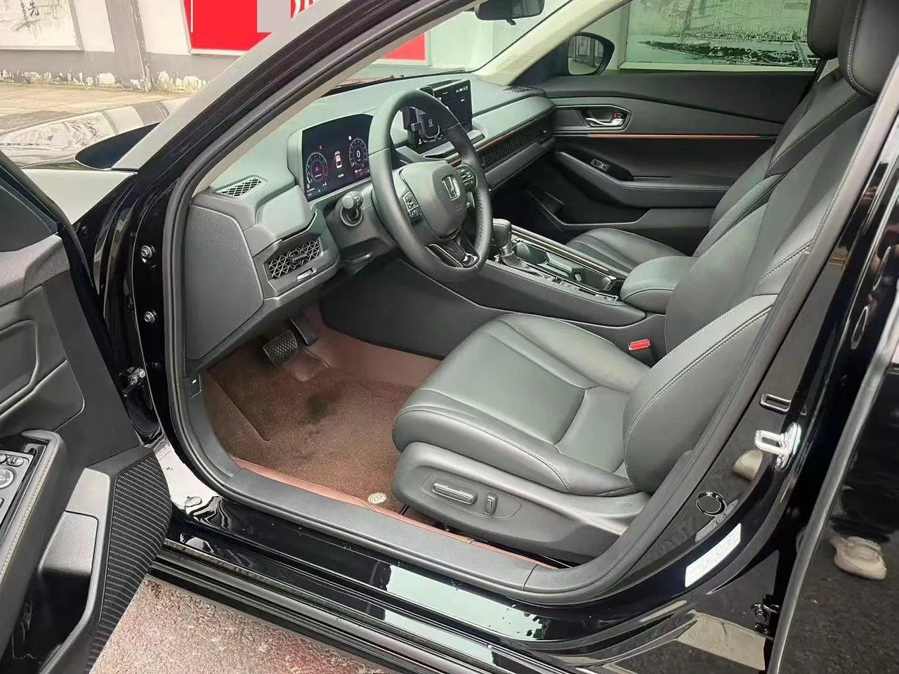 Honda 2025 11th Generation Accord 1.5T Stepless 260TURBO Deluxe Automatic Gear 5