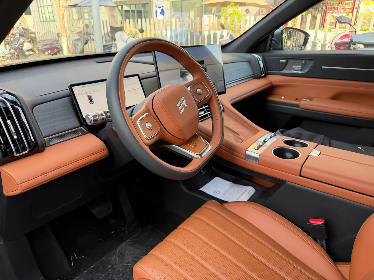 Jetour 2025 Shanhai L7 PLUS 1.5T 220km Flagship 7-seat Automatic Gear 2
