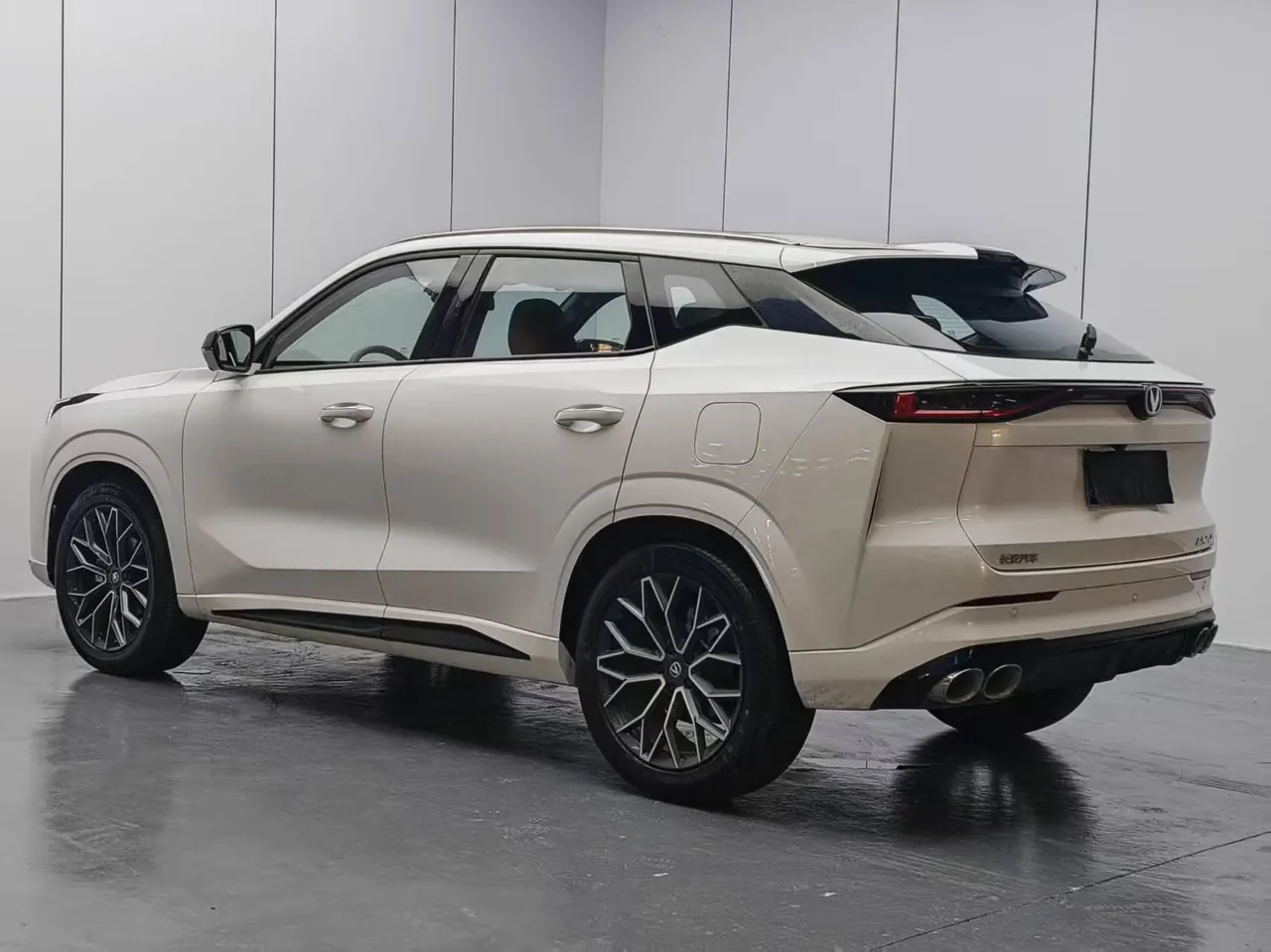 ChangAn 2025 UNI-Z 1.5T honorable automatic gear 5