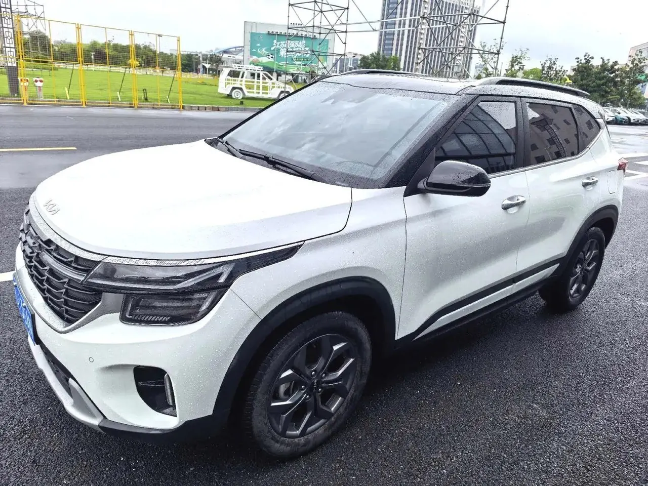 Kia 2023 Setus 1.5 Stepless Deluxe Edition Automatic Transmission - View 1