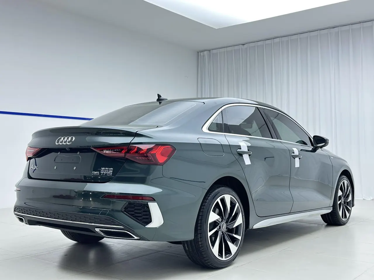 Audi 2023 A3L Limousine 1.4TFSI 35TFSI Fashion Sports (Modified) Automatic 6