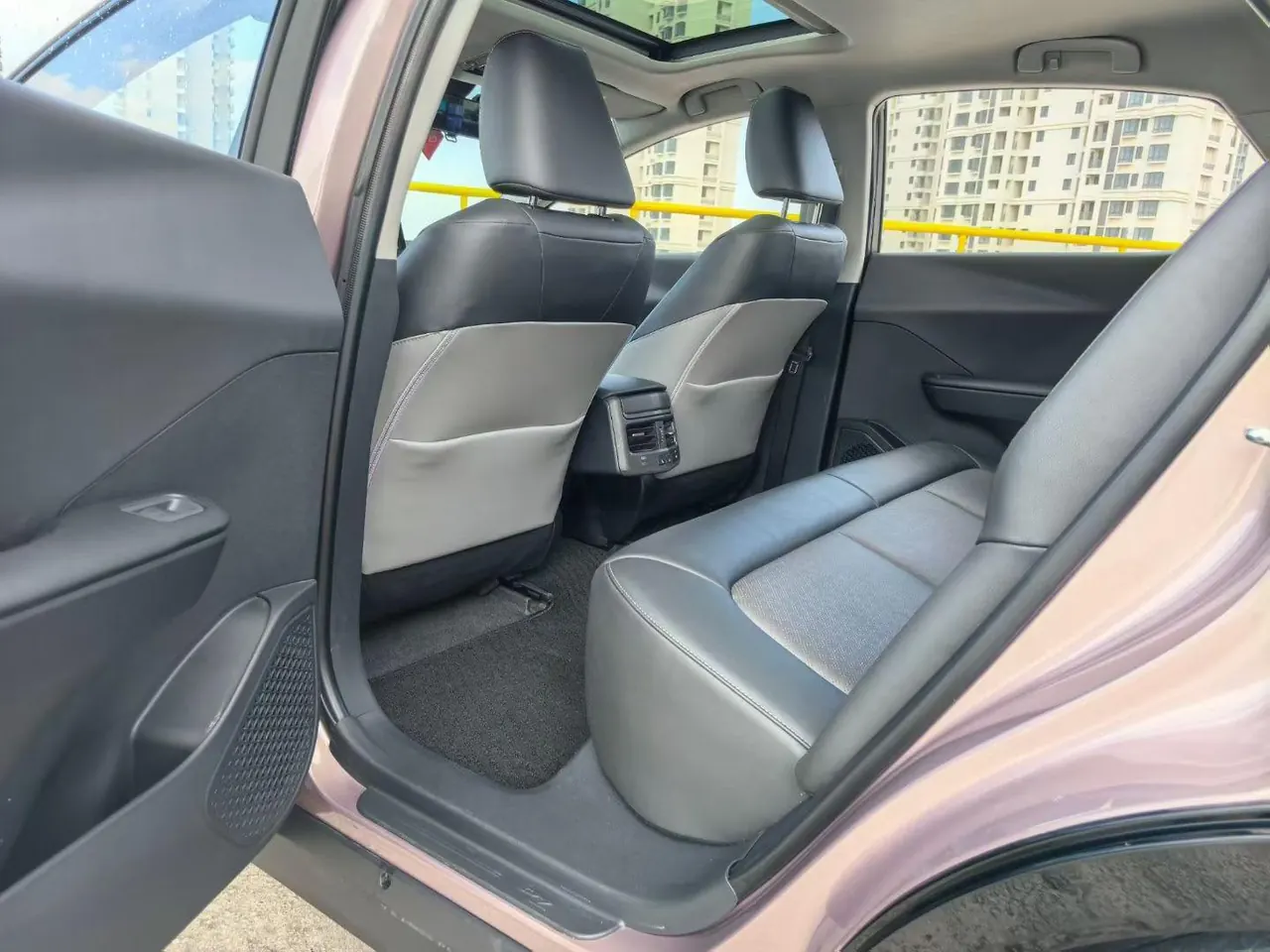 Toyota 2023 bZ 3 616km long endurance Premium automatic gear 6