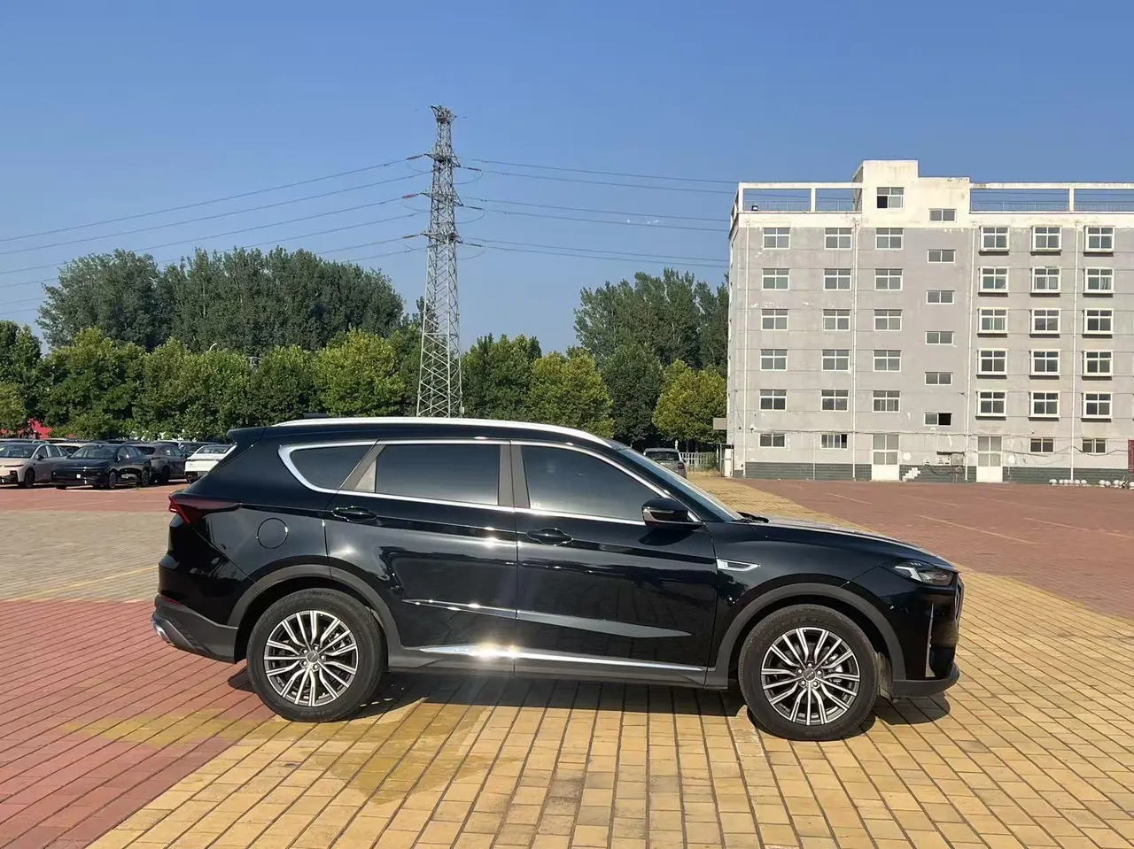 Jetour 2024 X70 PLUS 1.5T Champion Edition MAX7 Automatic Gear 5