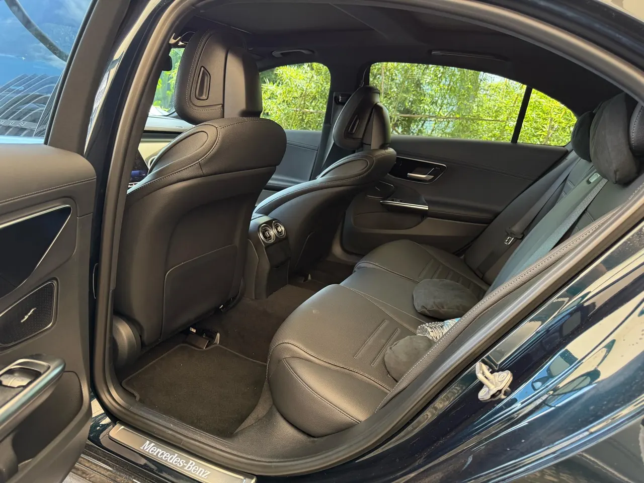 Mercedes Benz Class C 2023 C 260 L 48V 1.5T (modified) automatic gear 4