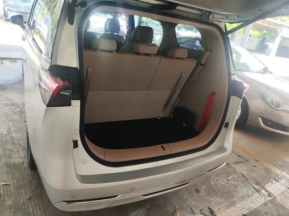 Buick 2025 GL8 Lu Shang 1.5T Premium Edition 7-seat Automatic Gear 7