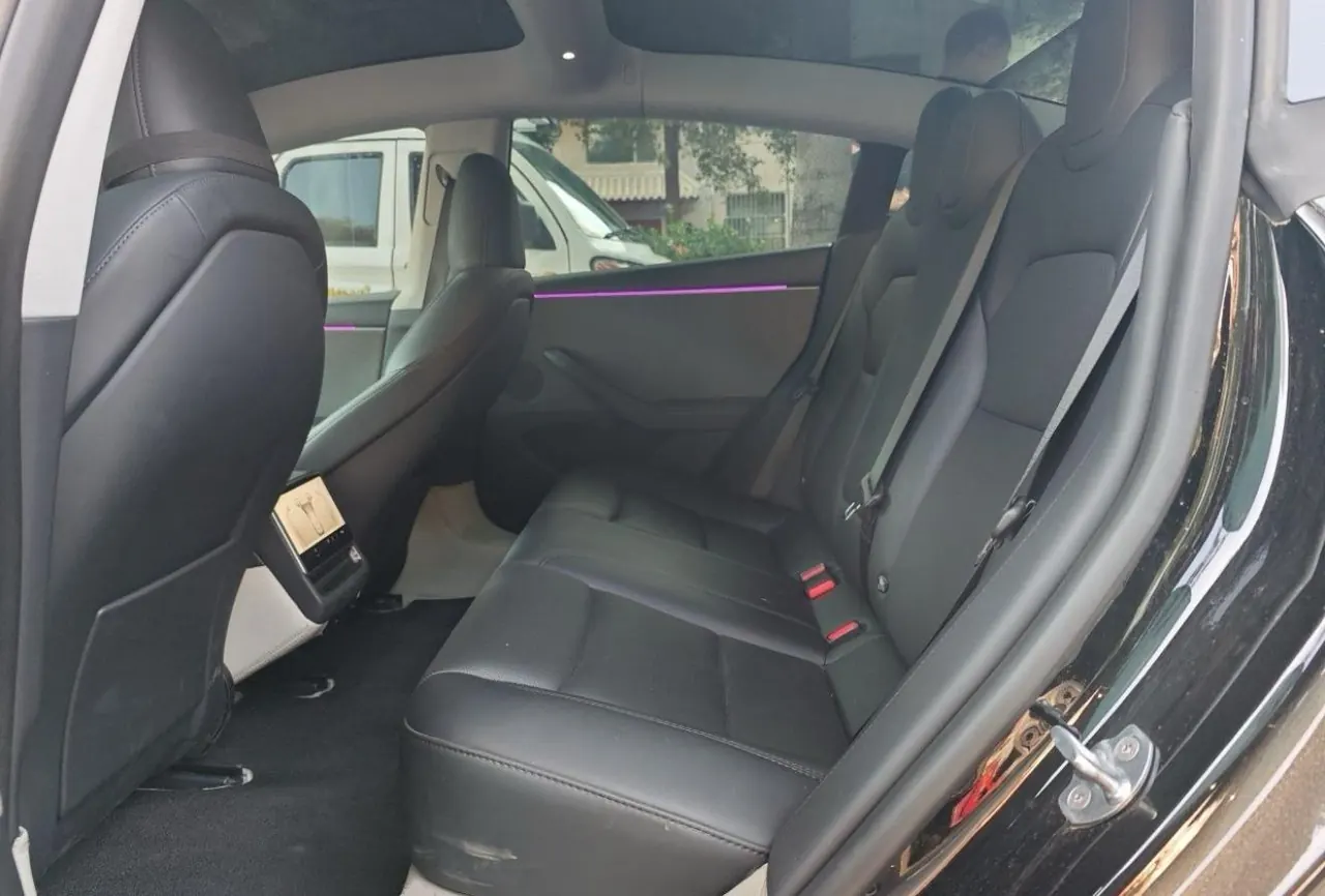 Tesla 2025 Model 3 Rear-Wheel-Drive Edition (facelift) Automatic Transmission 3