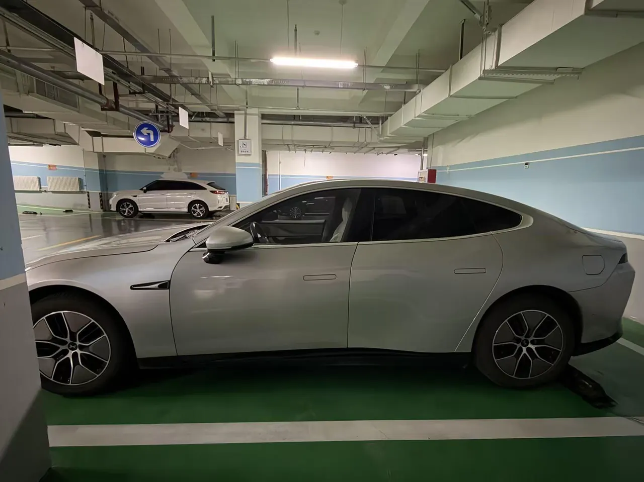 Xpeng 2023 P7i 702 Pro Automatic 2