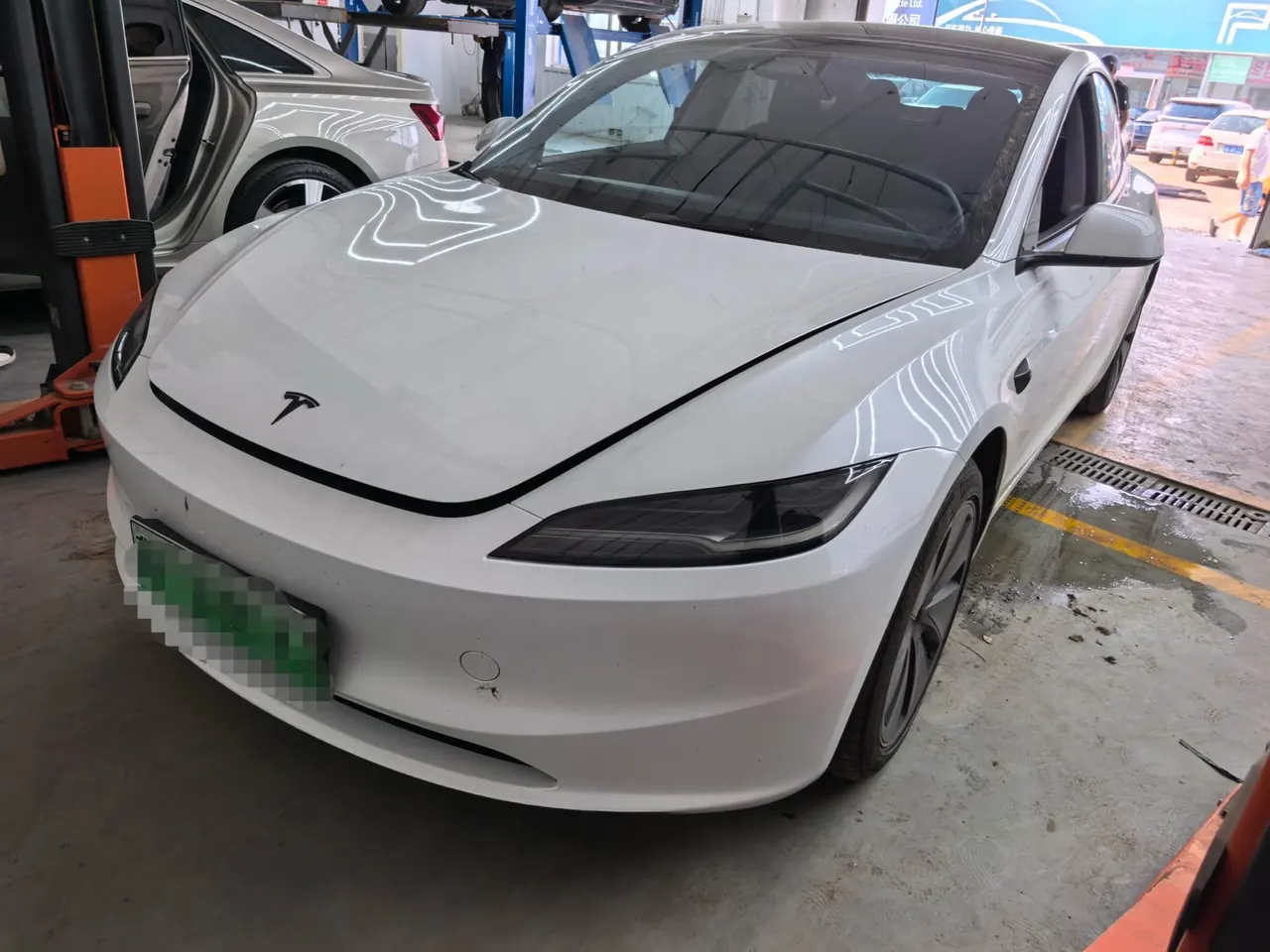 Tesla 2025 Model 3 Long Endurance All-Wheel Drive Edition (Changed) Automatic Gear - View 1