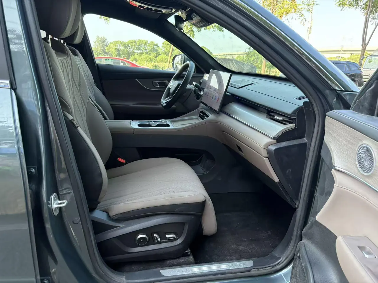 Chery 2025 Fengyun T8 1.5T 130km Comfort Edition 5-seat Automatic Gear 7