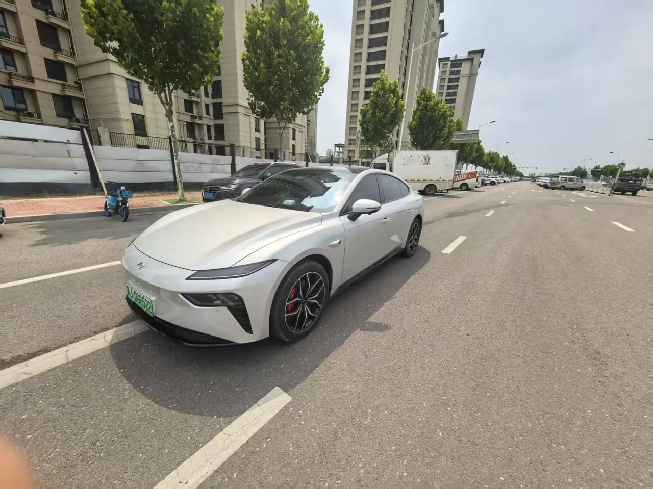 Открыть галерею: Yi pai 2025 e π 007 565 4-wheel drive Max pilot version automatic gear