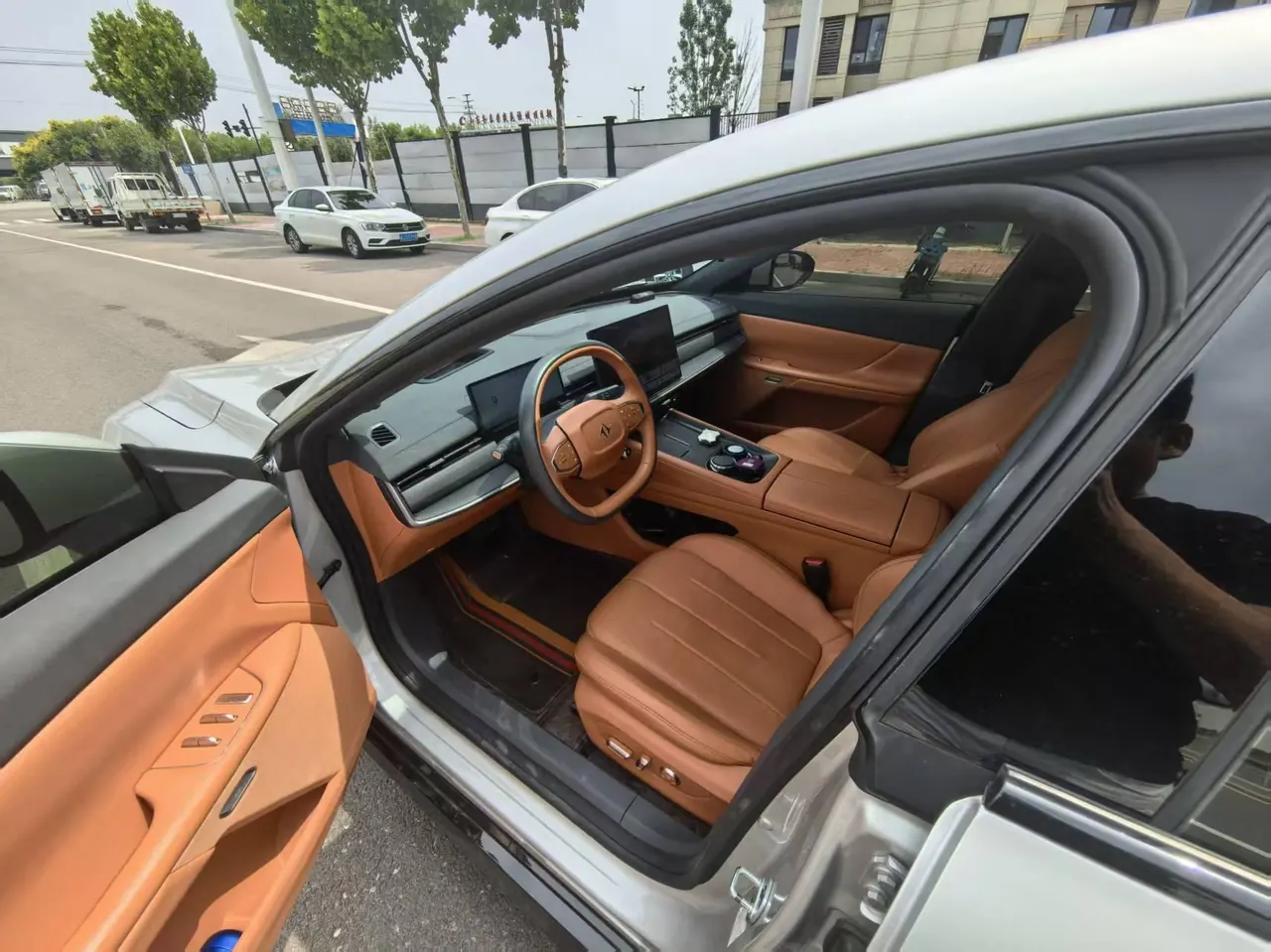 Yi pai 2025 e π 007 565 4-wheel drive Max pilot version automatic gear 7