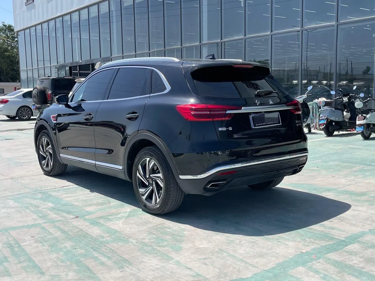 HongQi 2022 HS5 2.0T Zhilian Flag Edition Automatic Gear 9