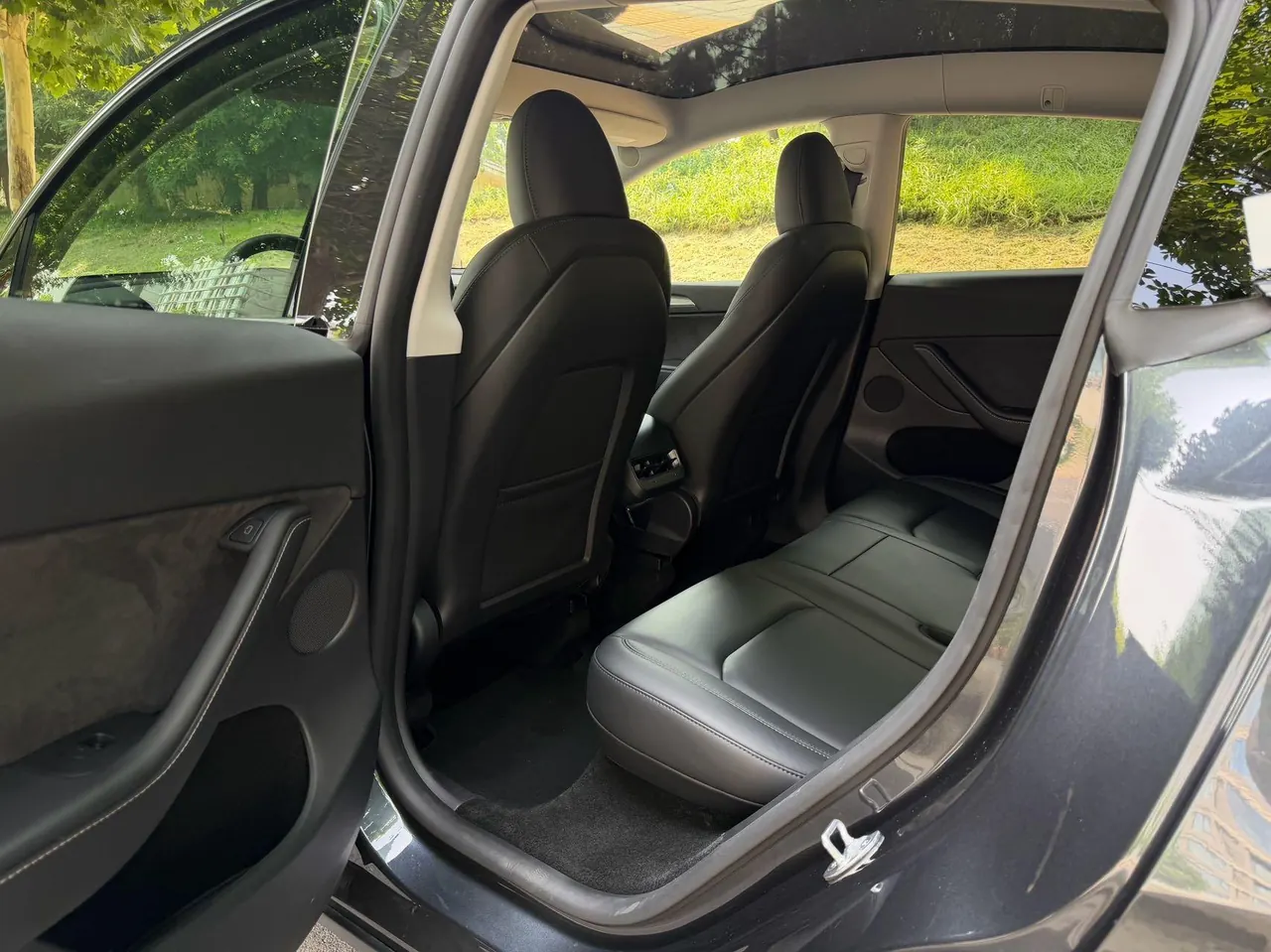 Tesla 2024 Model Y rear-wheel drive version automatic transmission 11