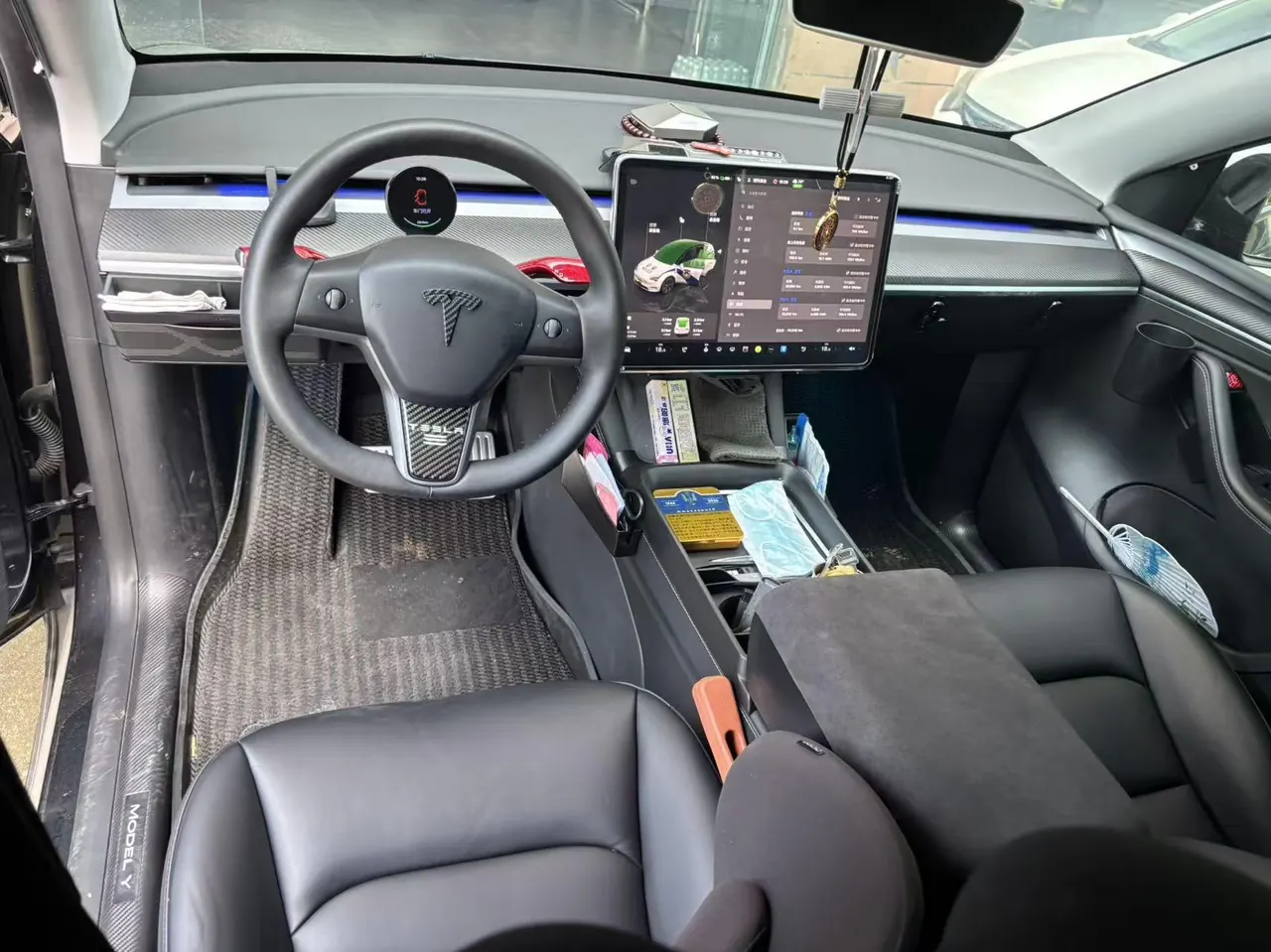 Tesla 2024 Model Y rear-wheel drive version automatic transmission 5