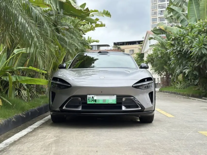 MI 2025 YU7 Long Endurance High Performance Four-wheel Drive Max Edition Automatic Gear 2