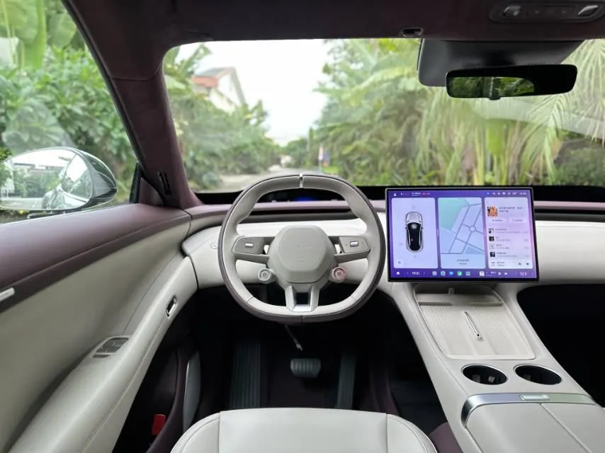 MI 2025 YU7 Long Endurance High Performance Four-wheel Drive Max Edition Automatic Gear 6