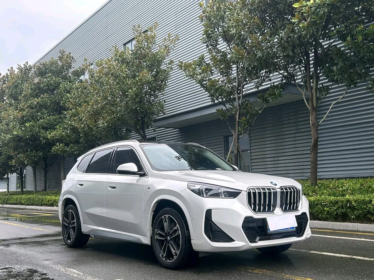 BMW 2023 X1 sDrive25Li 2.0T M sports suit automatic gear 10