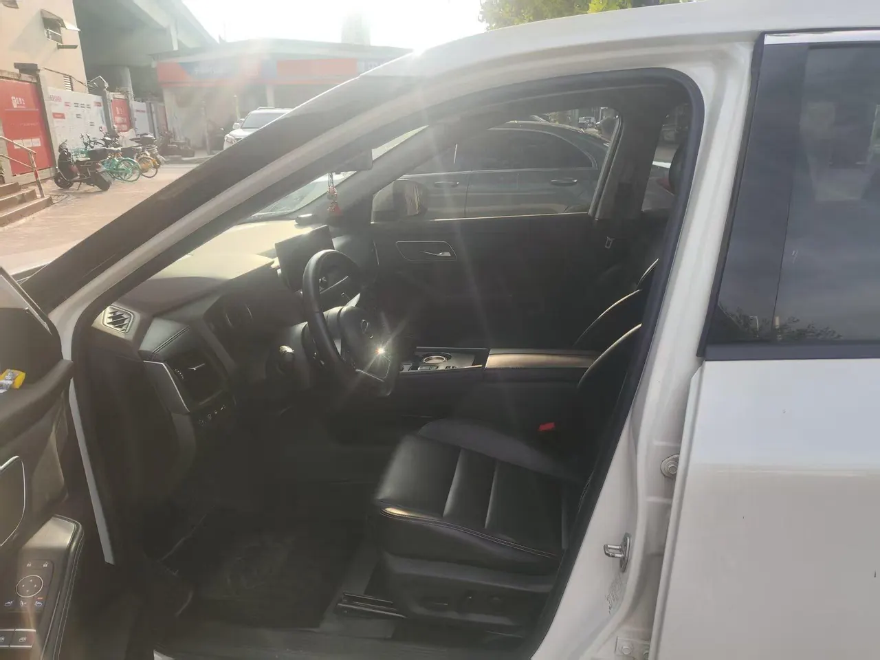 Nissan 2021 Qijun 1.5T Stepless VC-Turbo 15000.00g Drive Deluxe Automatic Gear 3