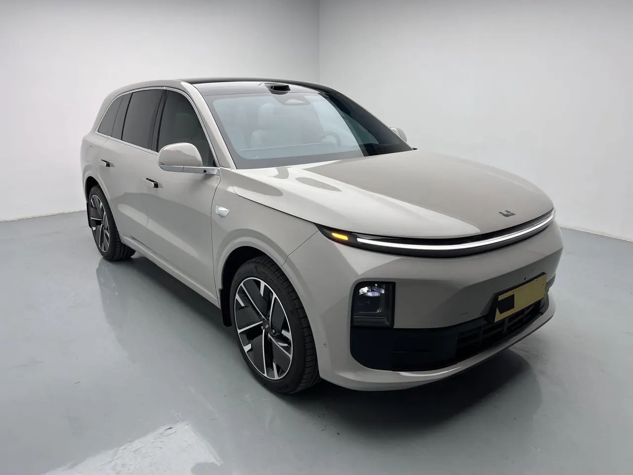 Li 2025 L6 Max Intelligent Rejuvenation New Edition Automatic Gear 3