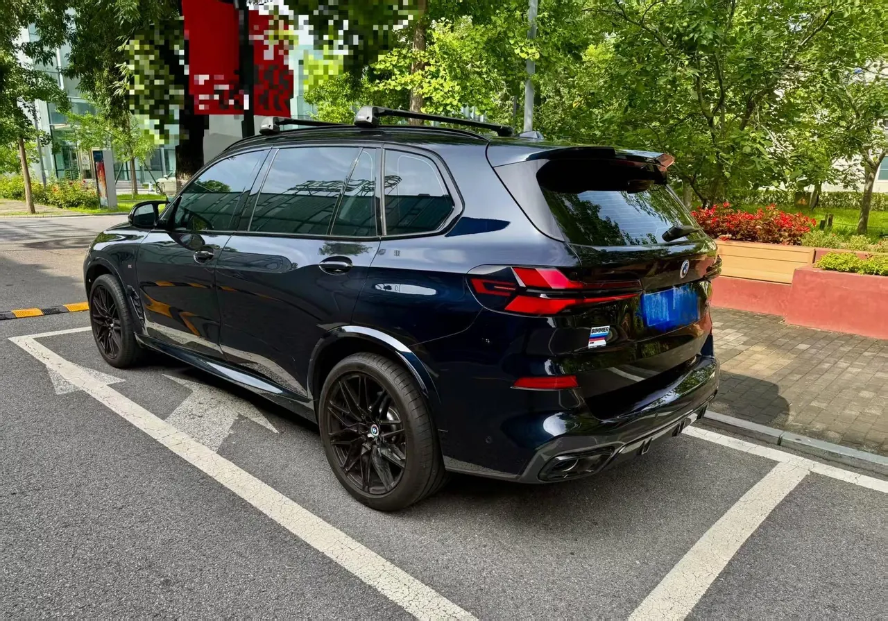 BMW 2025 X5 xDrive30Li 48V 2.0T exclusive m sports obsidian night suit automatic gear 6