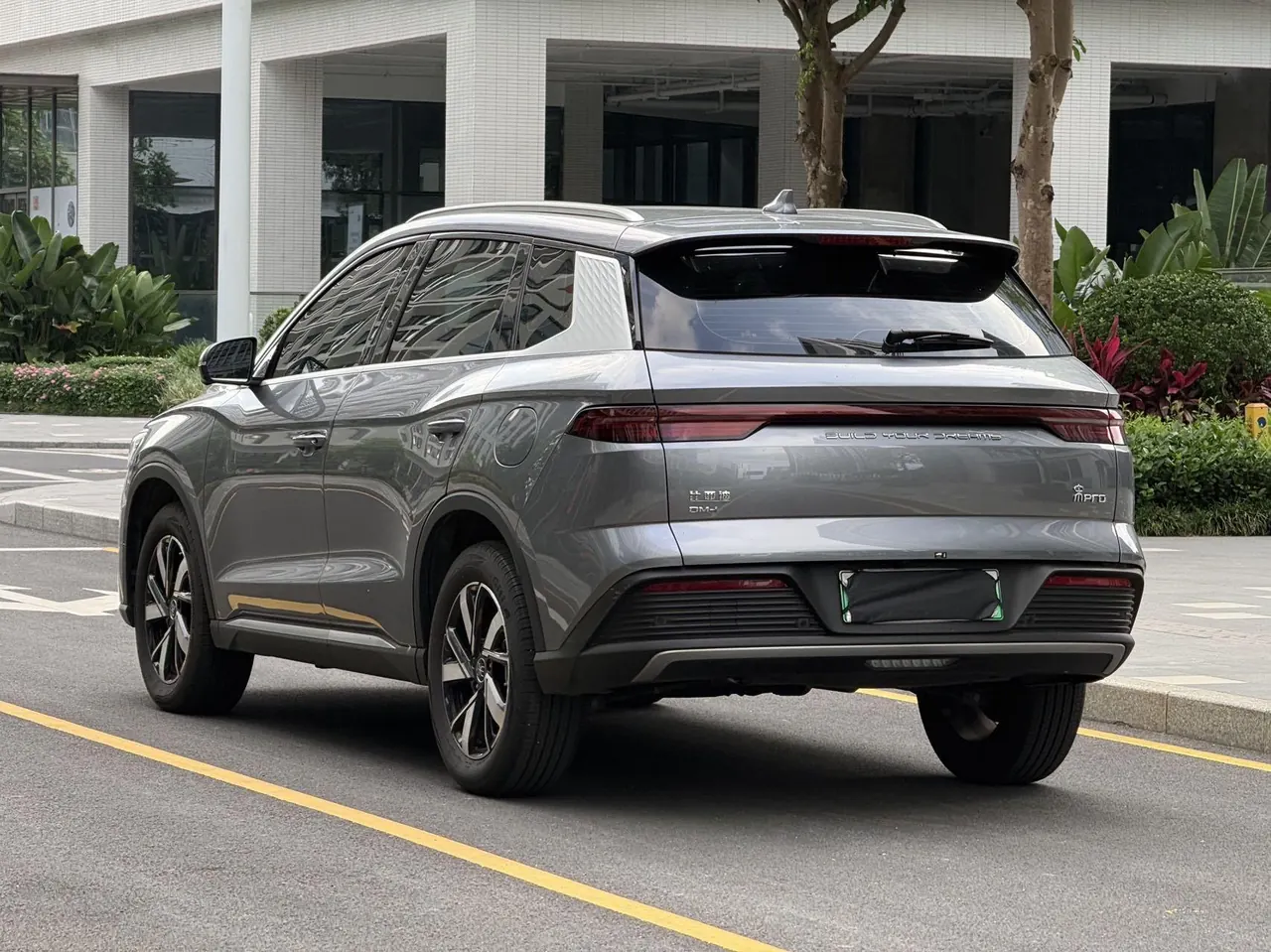 BYD Song Pro New Energy 2023 Song Pro DM-i 1.5 Stepless Champion Edition Pilot 71KM Automatic Gear 8