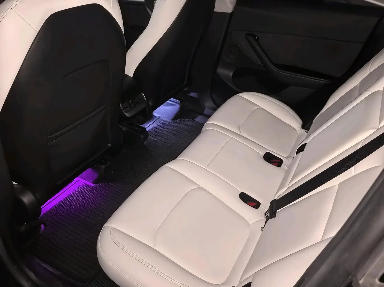 Tesla 2022 Model Y rear-wheel drive version automatic transmission 5