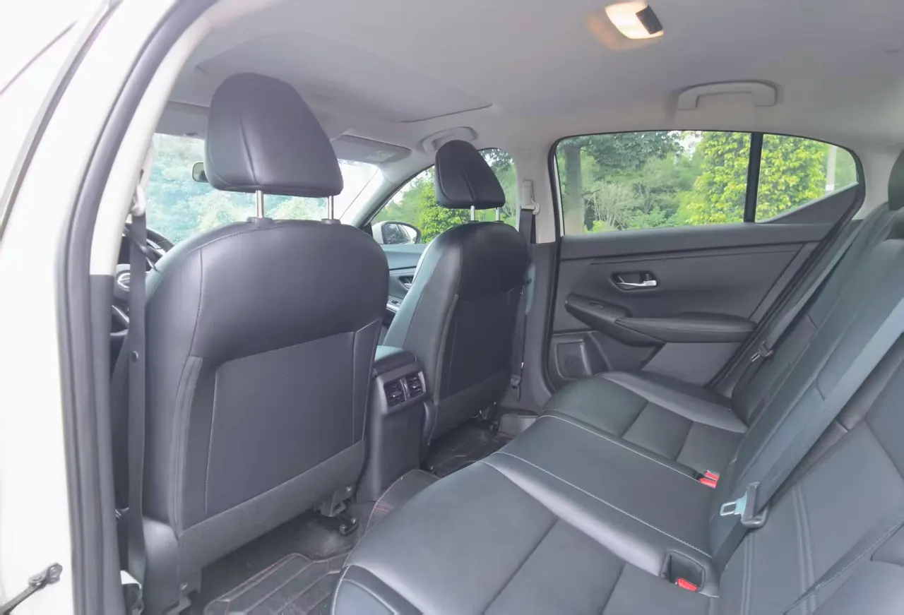 Nissan 2022 Sylphy 1.6 Stepless XL Pleasant Edition Automatic Gear 9