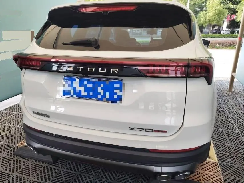Jetour 2025 X70 PLUS 1.5T Champion Edition PRO 5-seater automatic transmission 4