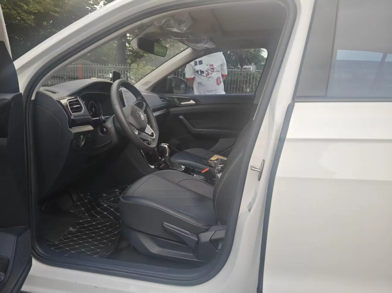 Volkswagen 2025 Tuyue Xinrui 1.5TSI 300TSI Sharp Enjoy Edition Automatic Gear 4