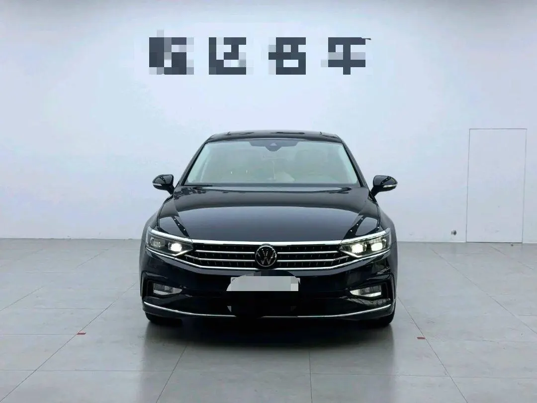Volkswagen 2023 Magotan 2.0TSI 380TSI 2 million Commemorative Flagship Automatic Gear 2