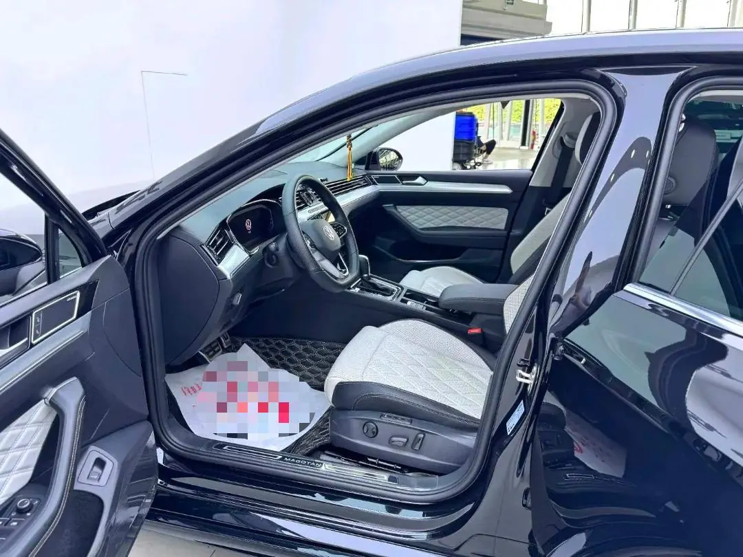 Volkswagen 2023 Magotan 2.0TSI 380TSI 2 million Commemorative Flagship Automatic Gear 5