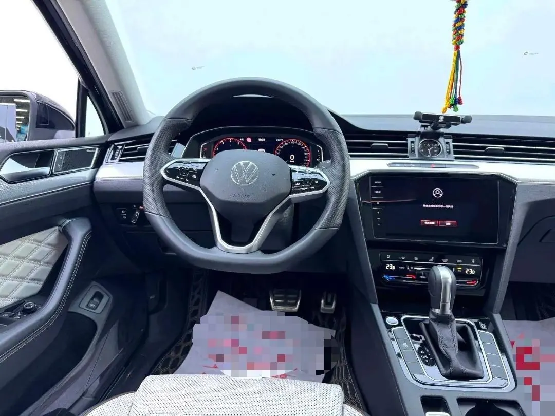 Volkswagen 2023 Magotan 2.0TSI 380TSI 2 million Commemorative Flagship Automatic Gear 7