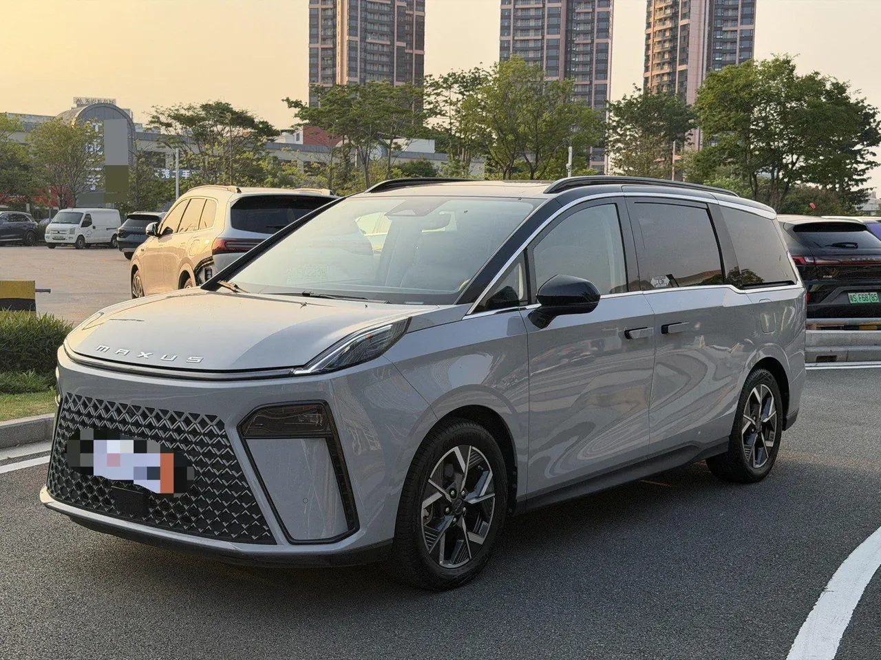 Открыть галерею: Chase 2023 G70 2.0T Flagship Automatic Gear