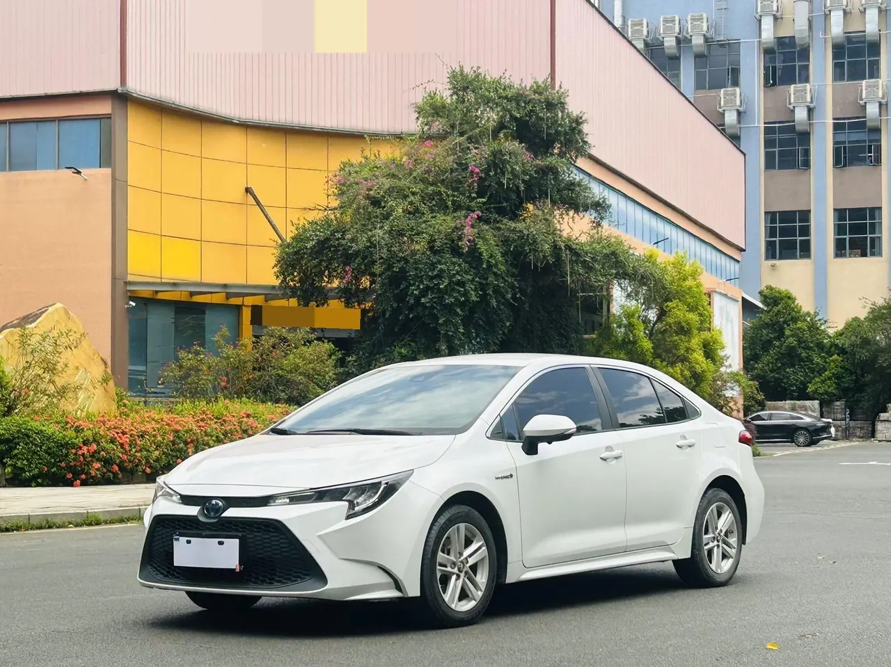 Открыть галерею: Toyota 2022 Lei Ling Shuangqing 1.8H Stepless Enterprising Automatic Gear