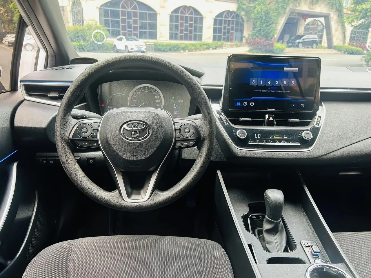 Toyota 2022 Lei Ling Shuangqing 1.8H Stepless Enterprising Automatic Gear 8
