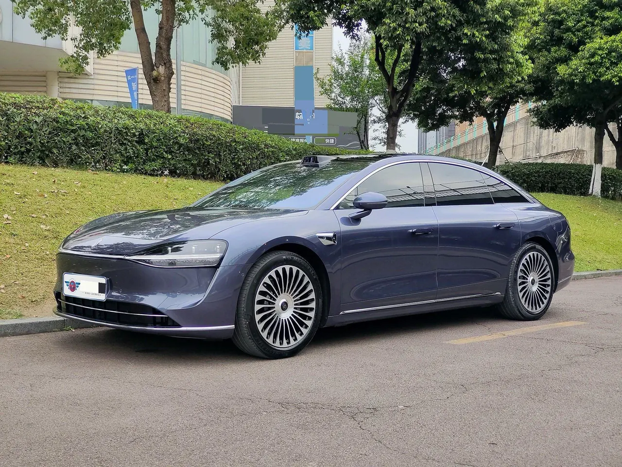 Открыть галерею: Luxeed 2026 S9 Ultra Rear Drive 53kWh Automatic
