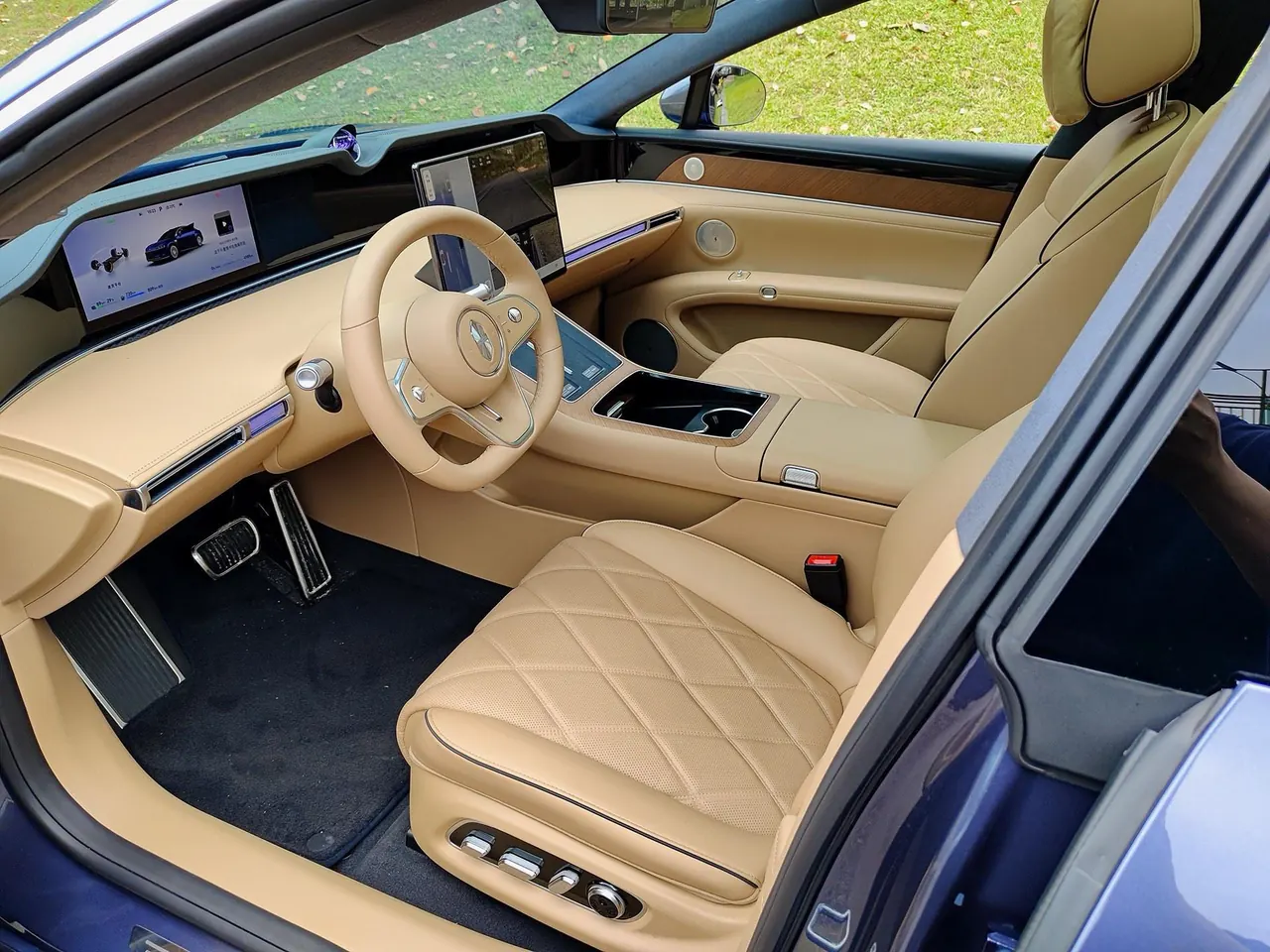 Luxeed 2026 S9 Ultra Rear Drive 53kWh Automatic 3