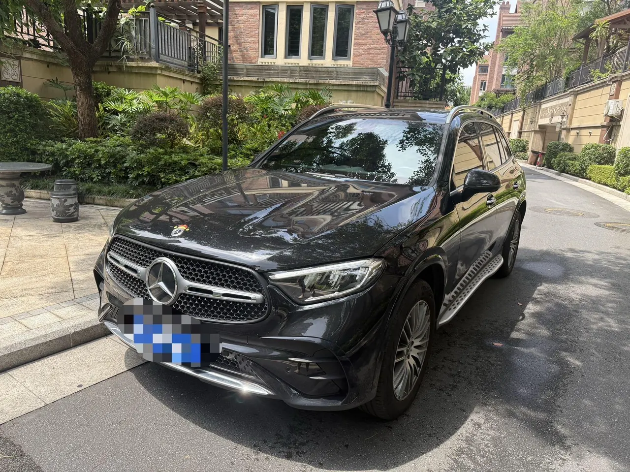 Mercedes Benz 2025 GLC 300 L 4MATIC 48V 2.0T dynamic 5-seat automatic gear - View 1