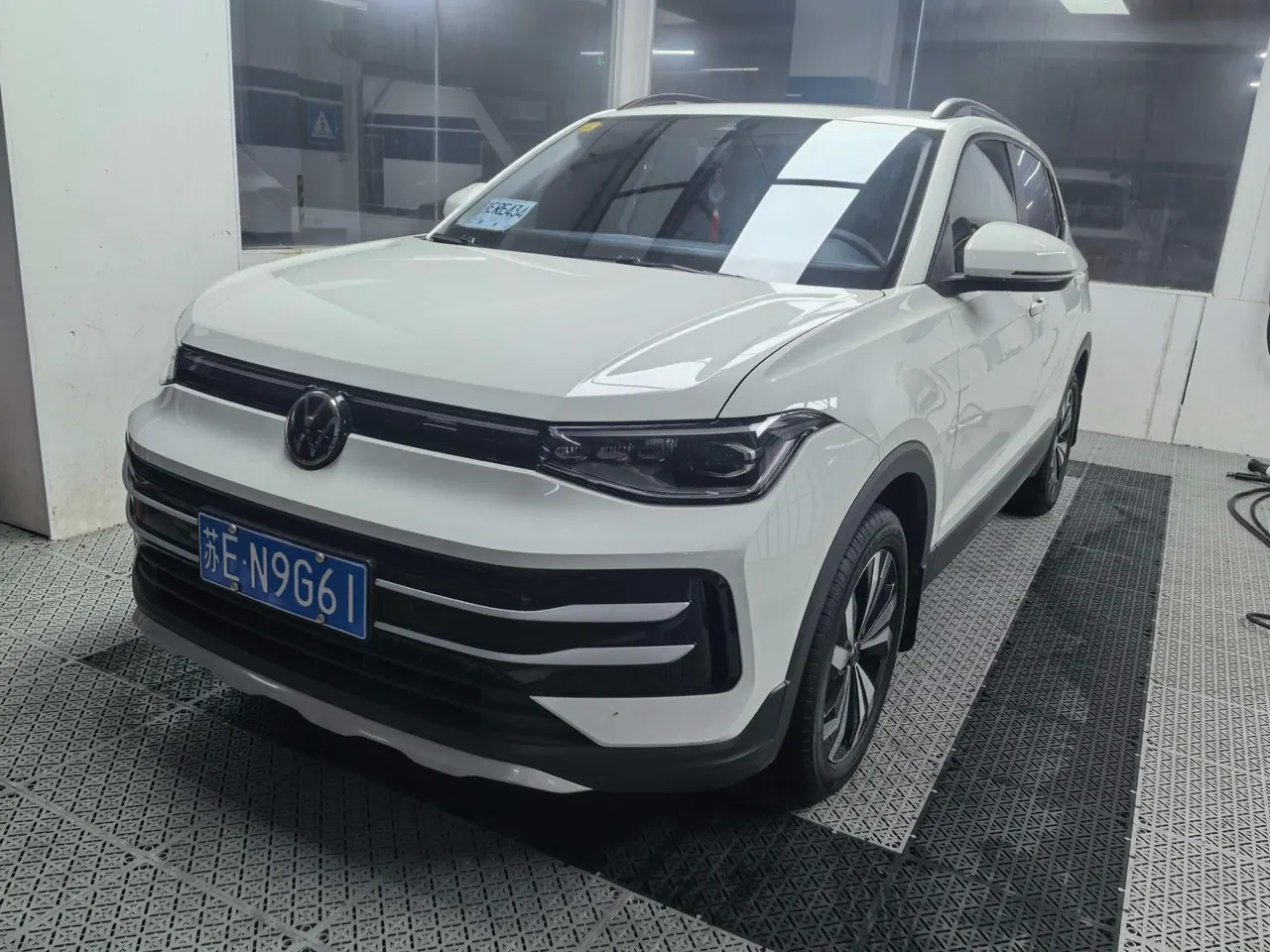 Volkswagen 2025 Tuyue Xinrui 1.5TSI 300TSI Sharp Edition Automatic Gear - View 1