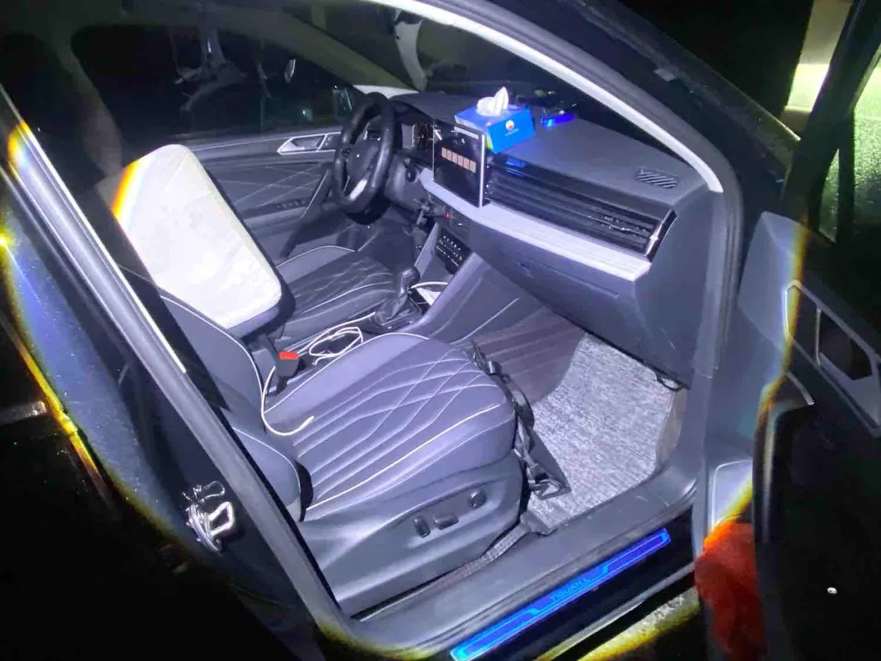 Volkswagen 2024 Tiguan L 2.0TSI 330TSI Two-Drive Smart Edition Automatic Gear 4
