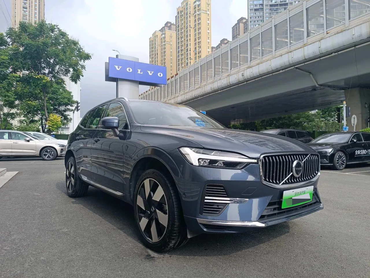 Volvo XC60 New Energy 2024 XC60 PHEV 2.0T T8 Long Endurance Four-wheel Drive Zhiya Deluxe Edition Automatic Gear 3