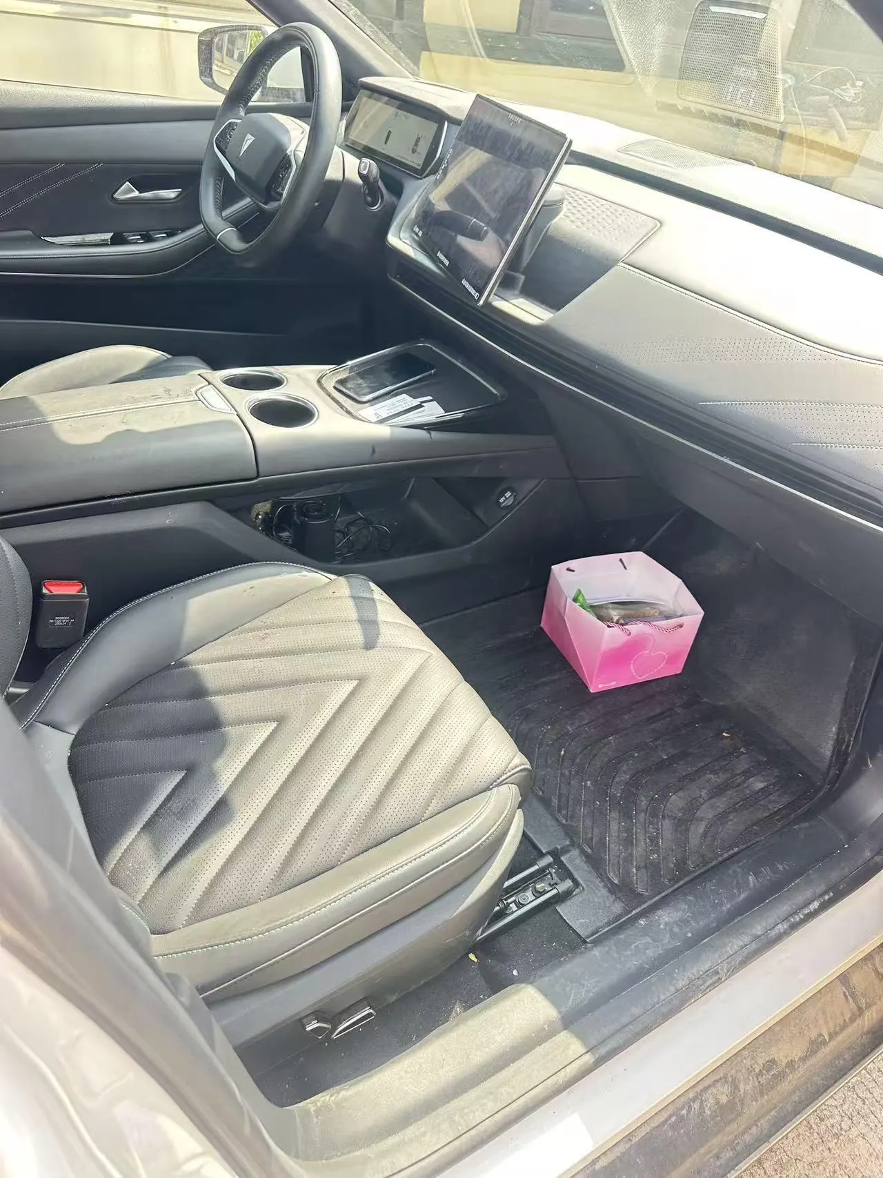 ChangAn Deepal 2023 SL 03 135Plus extended range automatic gear 5