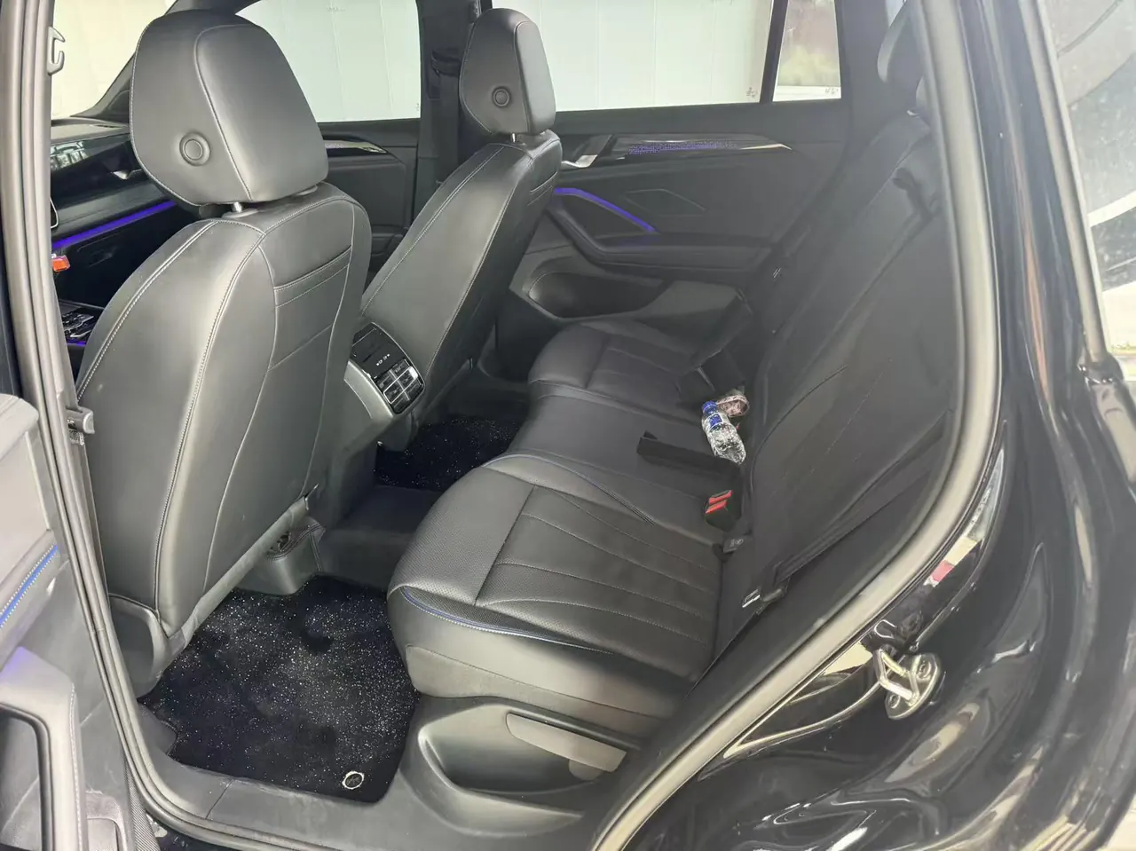 Volkswagen 2024 Tiguan L PRO 2.0TSI 330TSI Two-Drive R-Line Smart Collar Edition Automatic Gear 3