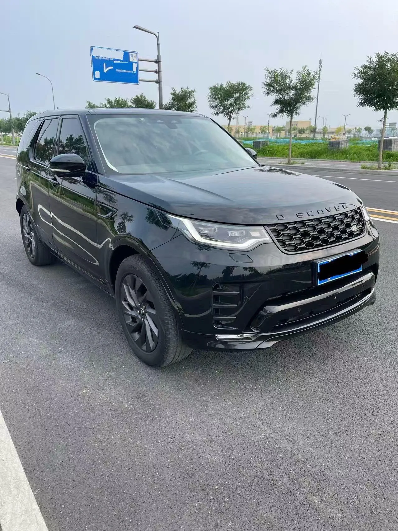 Land Rover found (imported) 2021 found 5 48V 3.0T 360PS R-Dynamic S automatic gear 3