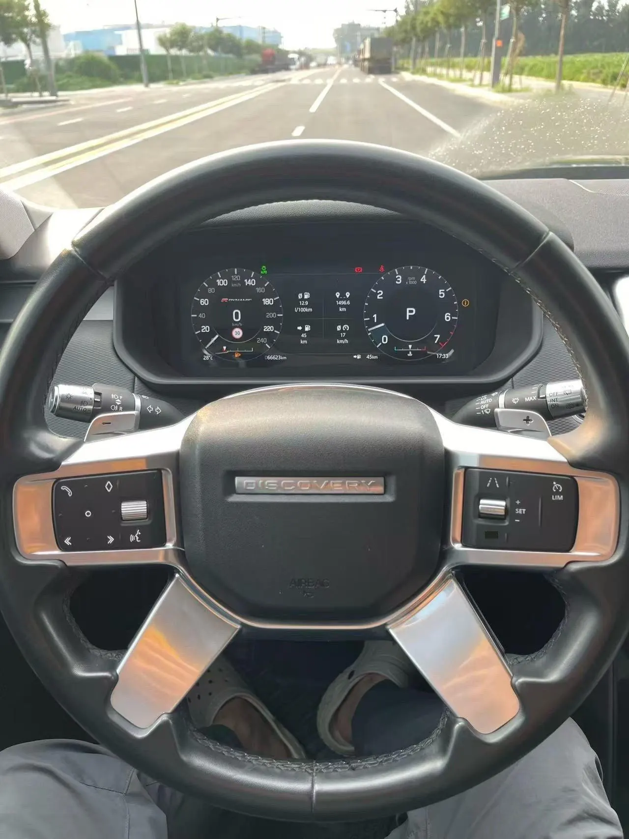 Land Rover found (imported) 2021 found 5 48V 3.0T 360PS R-Dynamic S automatic gear 9